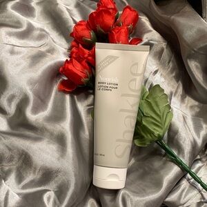 🌹Shaklee Nourish Body Lotion - White • Smooth • DERMATOLOGIST APPROVED